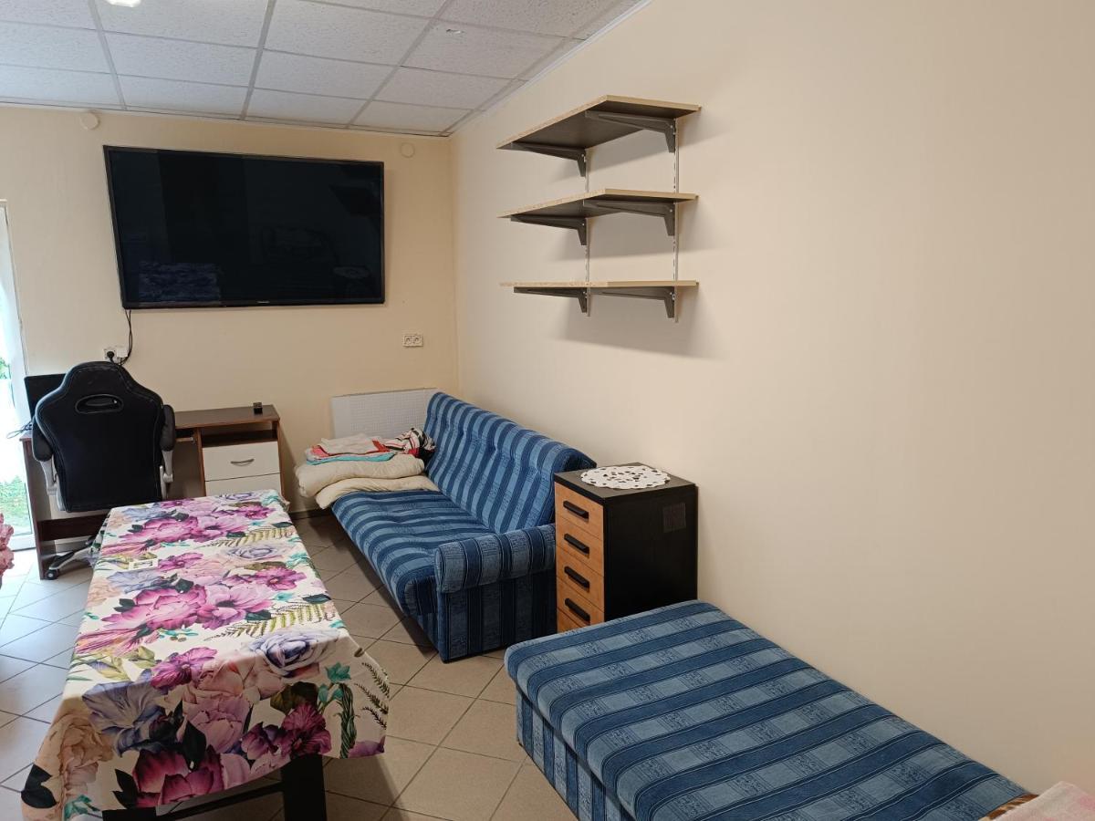 Hostel Welinek Gratis Parking Steszew Bagian luar foto