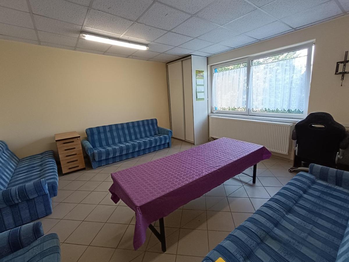 Hostel Welinek Gratis Parking Steszew Bagian luar foto